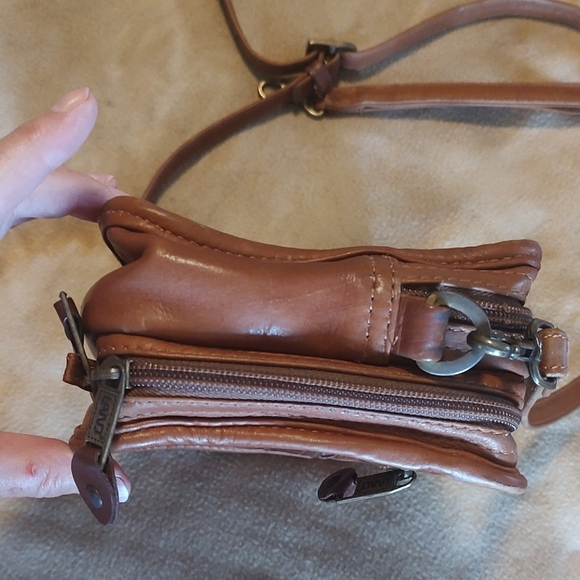 LAND Leather Crossbody Travel Hybrid Organizer Two Tone Brown 9" X 6" - Picture 11 of 13